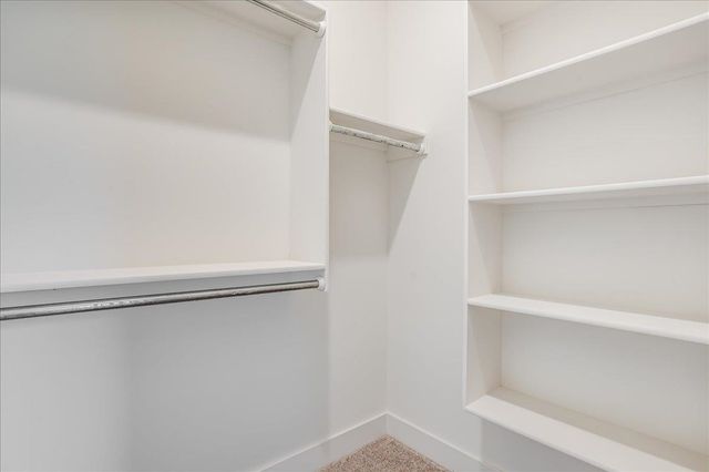 5561 Wandering Way, Maize, KS 67101