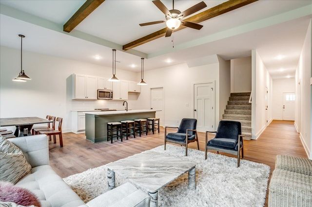 5561 Wandering Way, Maize, KS 67101