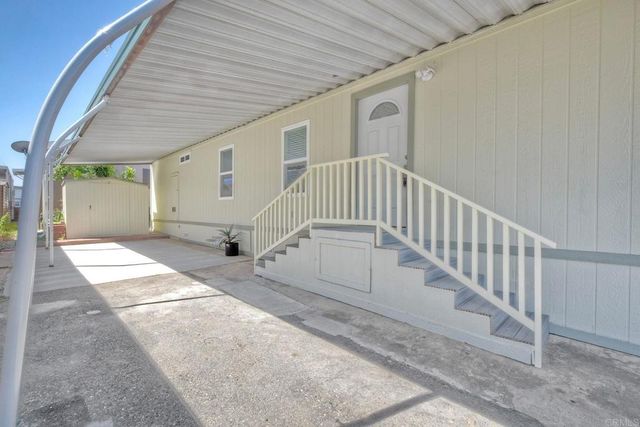541 W 15th Avenue Spc 15, Escondido, CA 92025