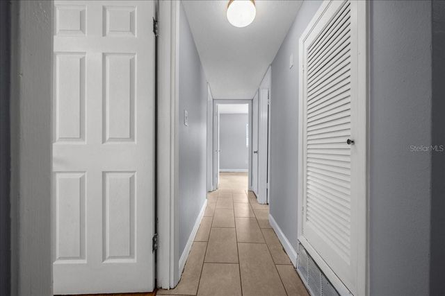 1214 SE 36TH AVENUE, Ocala, FL 34471