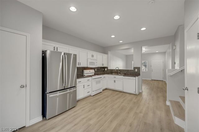 1829 Tourmaline Blue Street, Las Vegas, NV 89106