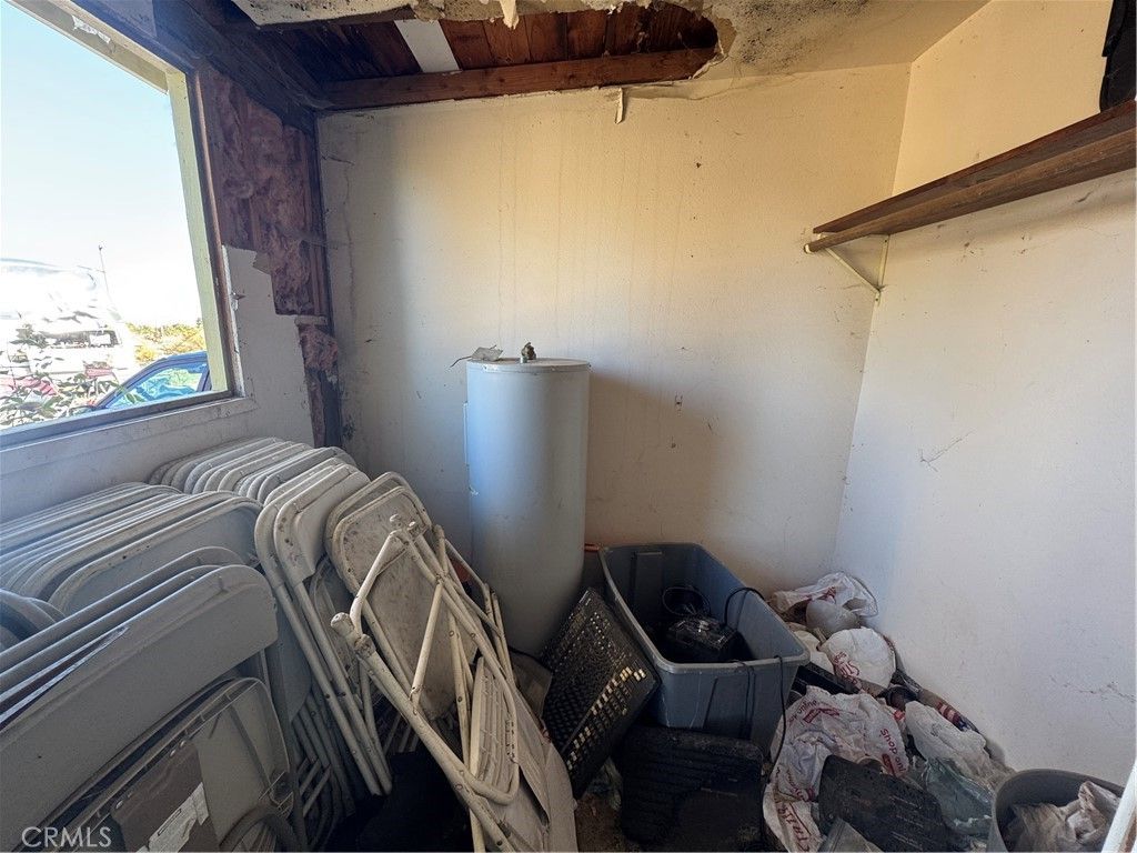 Image 25 of property listing at 10175 Valle Vista, Phelan, CA 92371