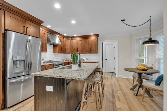 221 Adams Ct, Franklin, TN 37064