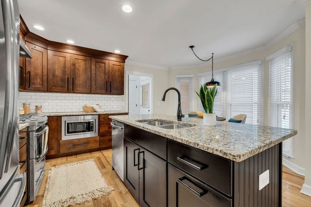 221 Adams Ct, Franklin, TN 37064