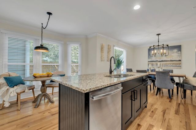 221 Adams Ct, Franklin, TN 37064