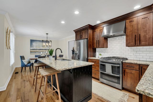 221 Adams Ct, Franklin, TN 37064