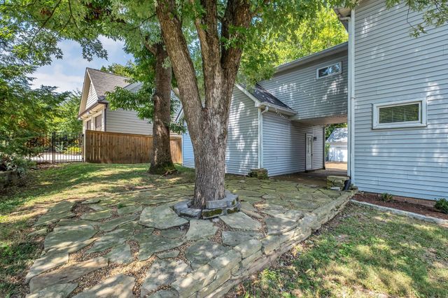 221 Adams Ct, Franklin, TN 37064