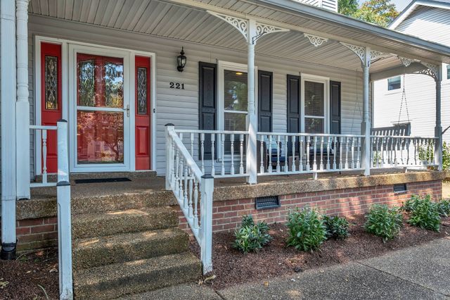 221 Adams Ct, Franklin, TN 37064
