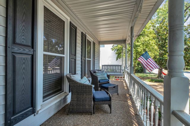 221 Adams Ct, Franklin, TN 37064