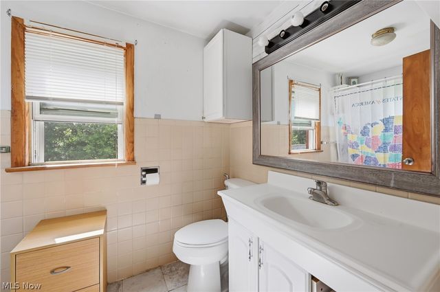 501 Hamilton Avenue NE, Canton, OH 44704