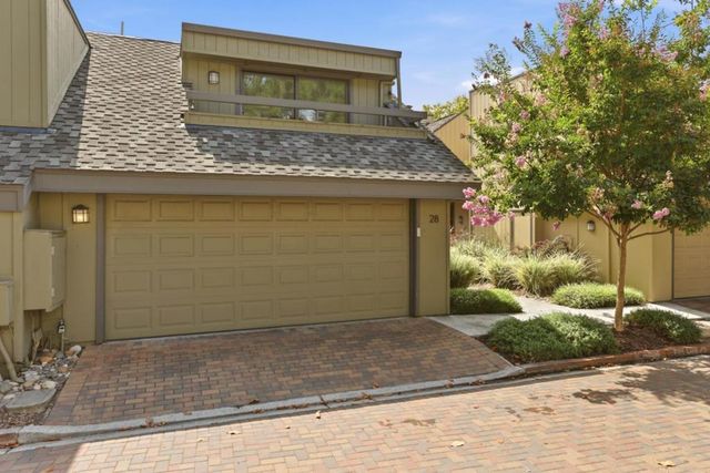 670 San Antonio Road 28, Palo Alto, CA 94306