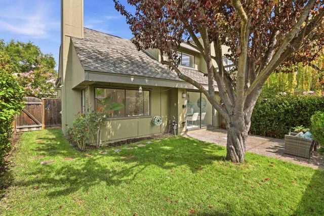 670 San Antonio Road 28, Palo Alto, CA 94306
