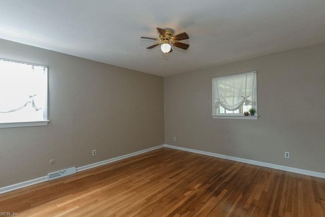4117 Hawksley DR, Chesapeake, VA 23321