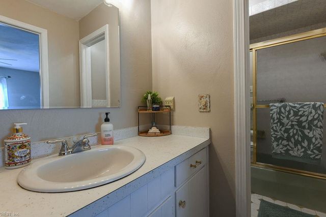 4117 Hawksley DR, Chesapeake, VA 23321