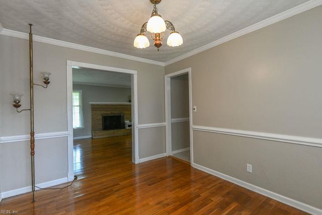 4117 Hawksley DR, Chesapeake, VA 23321