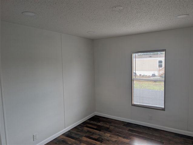 608 Country Road 5102i, Cleveland, TX 77327