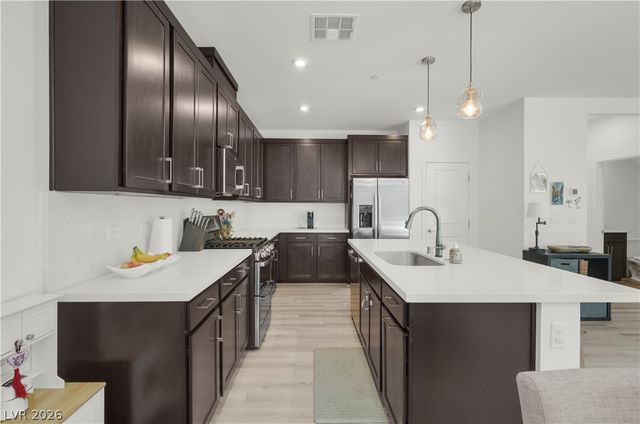 681 Infinity Ridge Street, Las Vegas, NV 89138