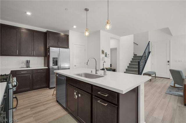 681 Infinity Ridge Street, Las Vegas, NV 89138