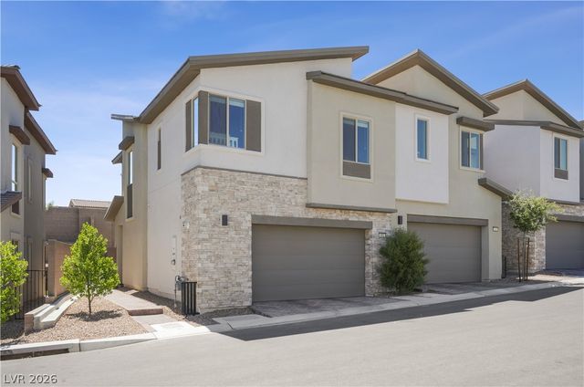 681 Infinity Ridge Street, Las Vegas, NV 89138
