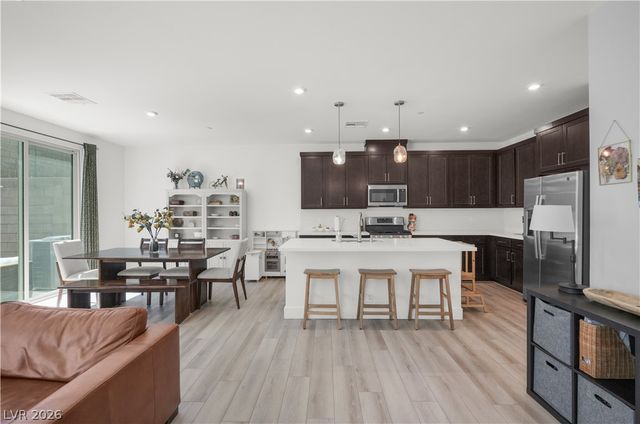 681 Infinity Ridge Street, Las Vegas, NV 89138