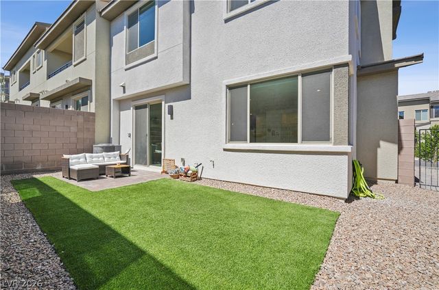 681 Infinity Ridge Street, Las Vegas, NV 89138
