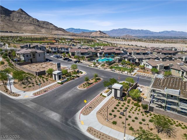 681 Infinity Ridge Street, Las Vegas, NV 89138