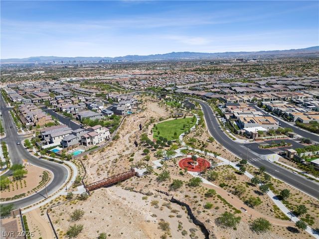 681 Infinity Ridge Street, Las Vegas, NV 89138