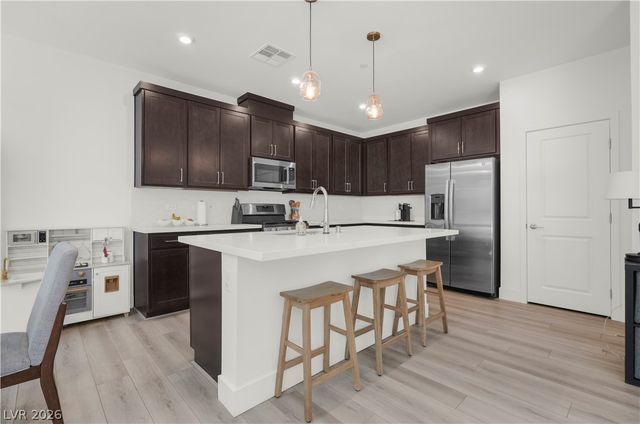 681 Infinity Ridge Street, Las Vegas, NV 89138