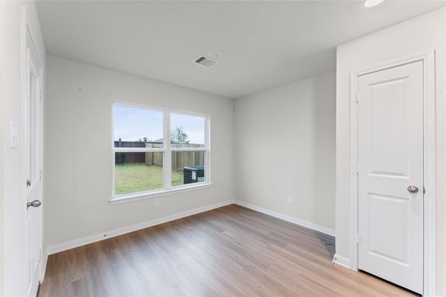 16158 Sugar Falls Drive, Conroe, TX 77303