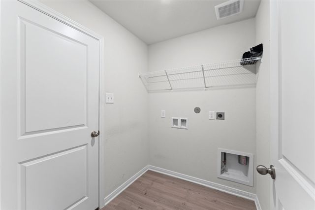 16158 Sugar Falls Drive, Conroe, TX 77303