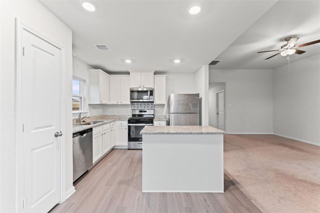 16158 Sugar Falls Drive, Conroe, TX 77303