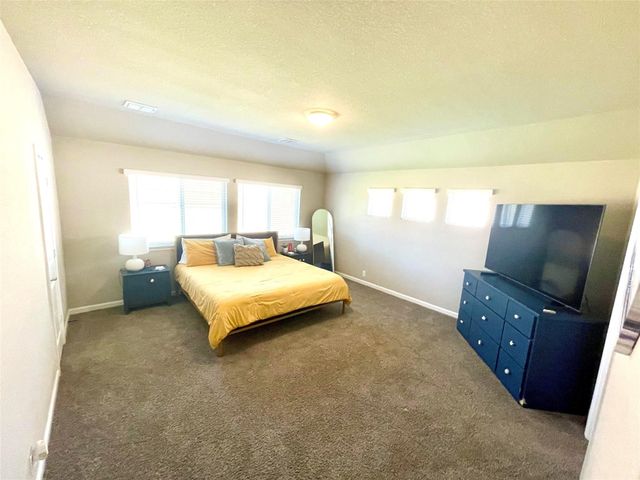 4532 Pentridge Drive, Fort Worth, TX 76036