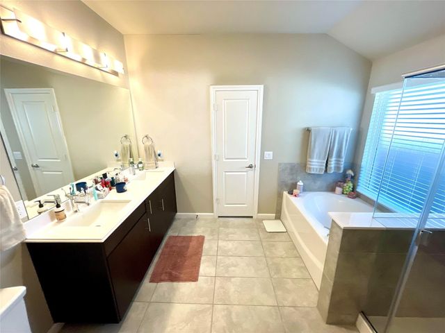 4532 Pentridge Drive, Fort Worth, TX 76036