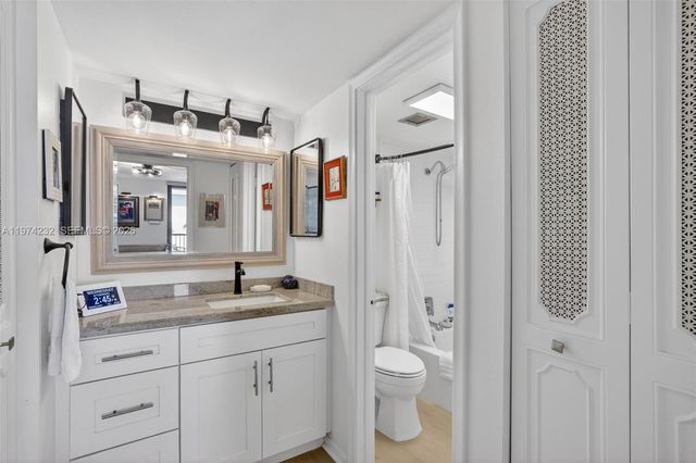 1350 River Reach Dr 314, Fort Lauderdale, FL 33315