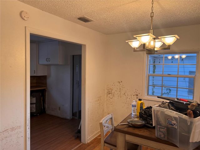 512 S 51ST STREET, Tampa, FL 33619