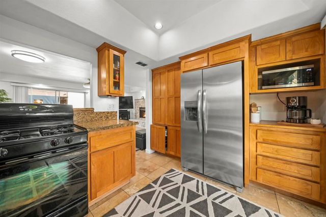 1614 tina pl, El Cajon, CA 92021