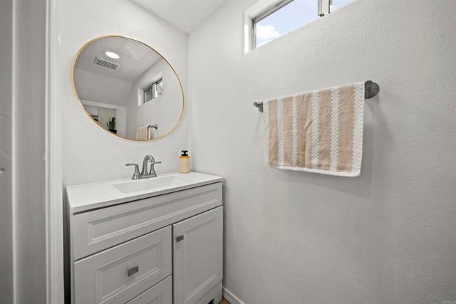 1614 tina pl, El Cajon, CA 92021