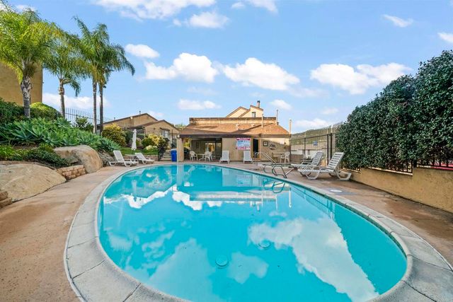 1614 tina pl, El Cajon, CA 92021