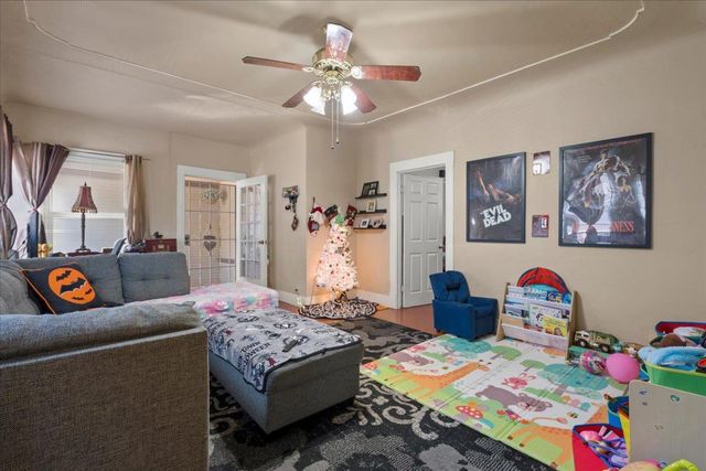 899 W San Carlos Street, San Jose, CA 95126