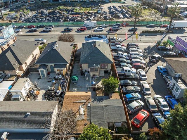 899 W San Carlos Street, San Jose, CA 95126