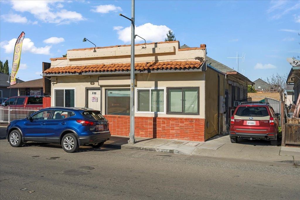 899 W San Carlos Street, San Jose, CA 95126