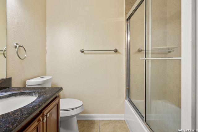 100 Lorenz Rd Apt 1110, San Antonio, TX 78209