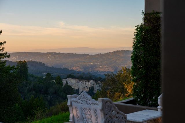 1 Cantera Run, Carmel, CA 93923