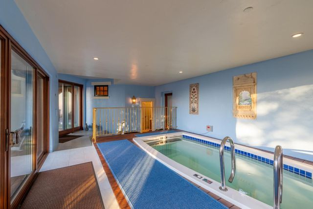 1 Cantera Run, Carmel, CA 93923
