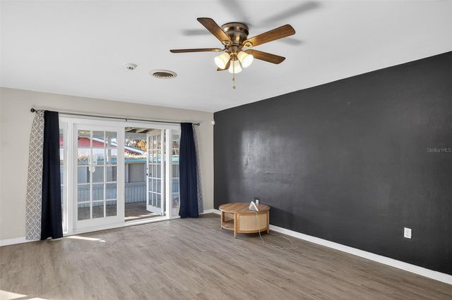 1900 FREEPORT STREET, Orlando, FL 32808