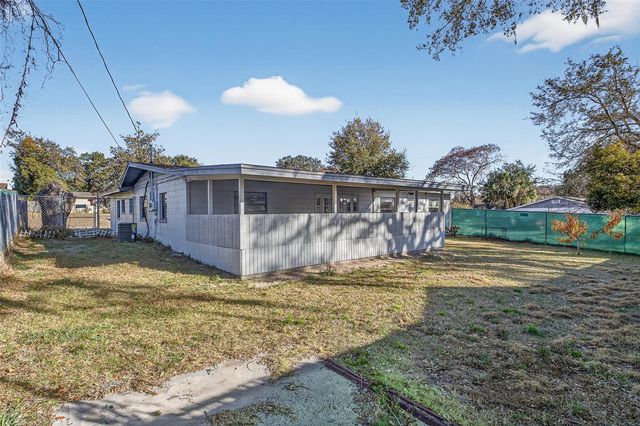 1900 FREEPORT STREET, Orlando, FL 32808