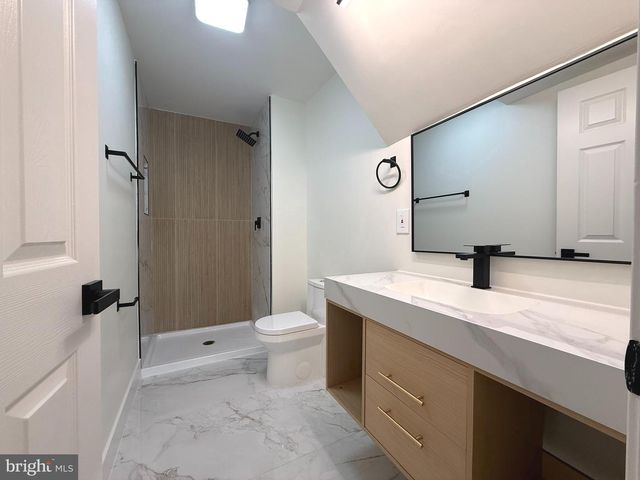 3527 JEAN ST, Fairfax, VA 22030