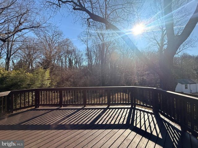 3527 JEAN ST, Fairfax, VA 22030