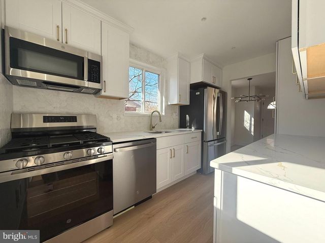 3527 JEAN ST, Fairfax, VA 22030