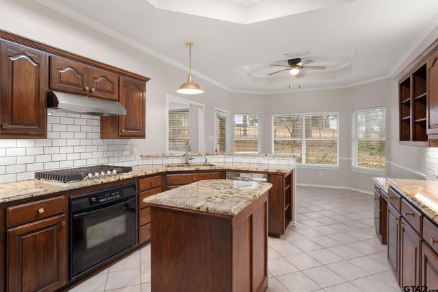 660 Bunker Drive, Tyler, TX 75703
